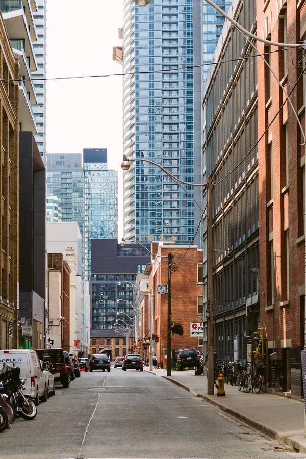 Cityscape Condo In Fort York Toronto Exterior foto